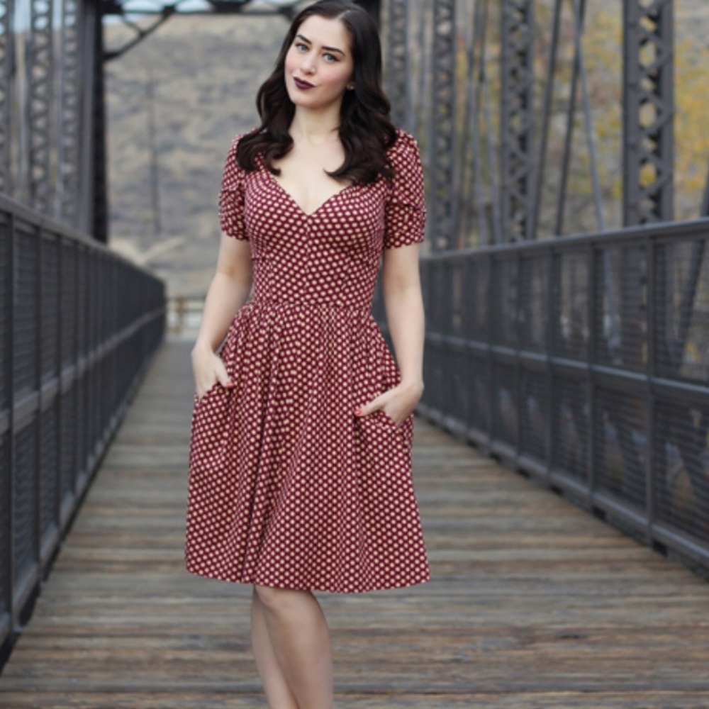 Wine Dots Lizzie EUC